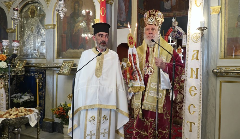 Αρχιερατική-ιερουργία-και-Χειροτονία-Πρεσβυτέρου-στον-Άγιο-Νικόλαο-Γαυρίου-Άνδρου