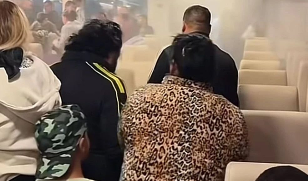 Πανικός-προκλήθηκε-στο-πλοίο-«Νήσος-Σάμος»,-όταν-επιβάτες-άναψαν-τσιγάρο-και-ενεργοποιήθηκε-το-σύστημα-πυρόσβεσης