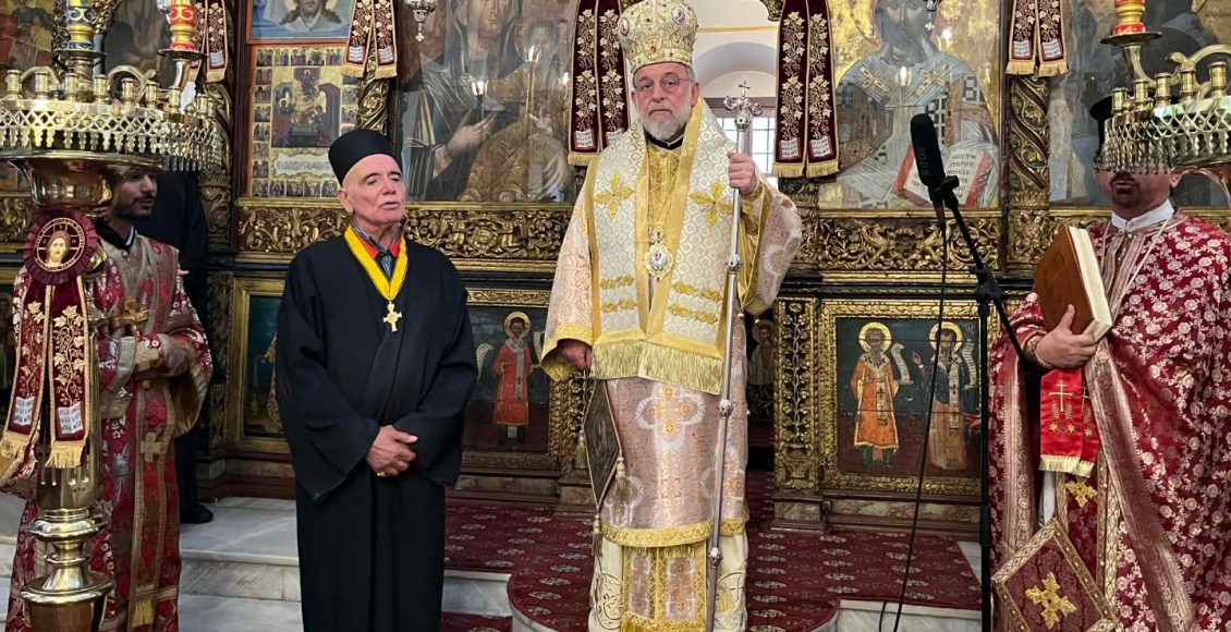 Μητροπολίτης-Ρόδου-Κύριλλος:-Επέτειος-22-ετών-ποιμαντορίας-–-Απονομή-Οφφικίου-και-Χρυσού-Σταυρού-σε-Ιεροψάλτη