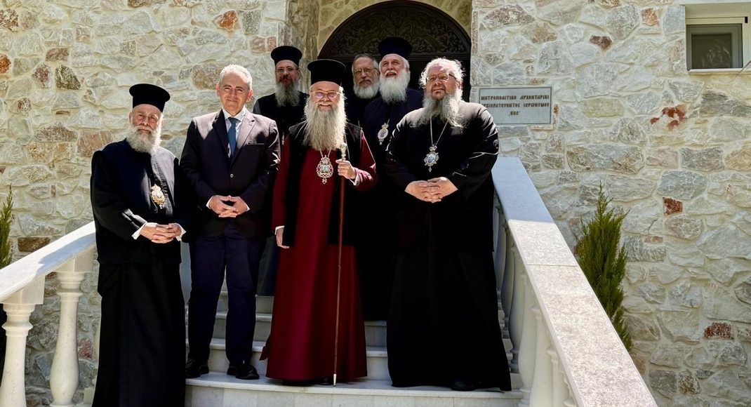 Αρχιερείς-του-Πατριαρχείου-Βουλγαρίας-στον-Άγιο-Αχίλλιο-στη-Λάρισα