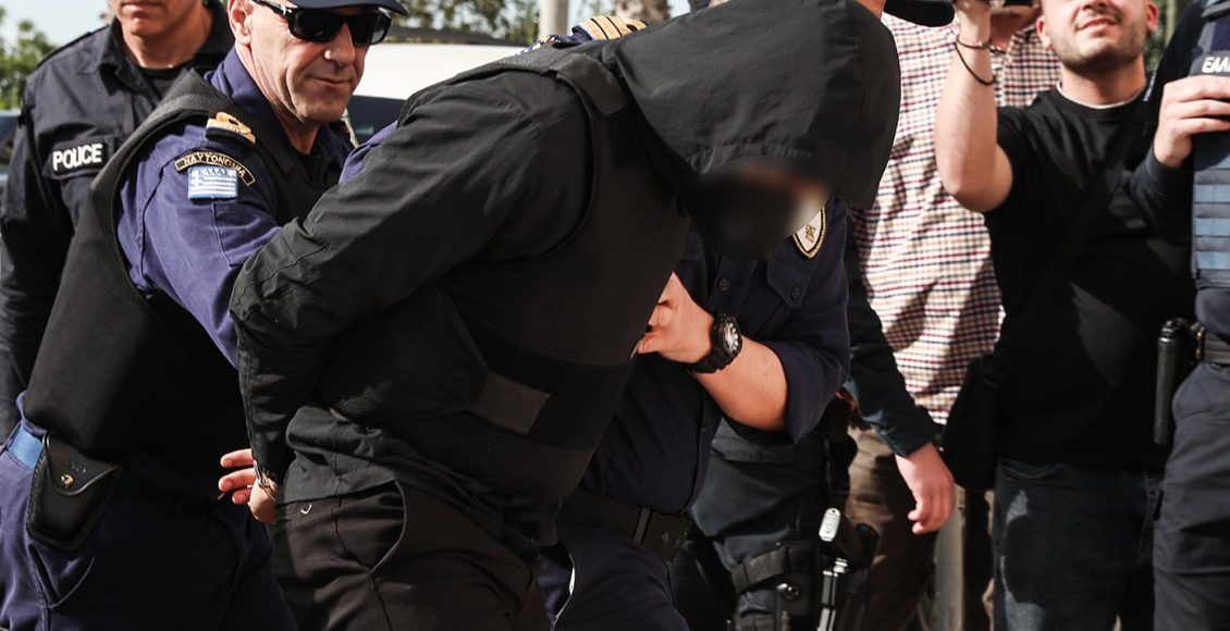 Δολοφονία-27χρονου-στον-Άγιο-Δημήτριο:-Προφυλακίστηκε-ο-20χρονος-δράστης-–-«Βρισκόταν-σε-πανικό-και-επιχείρησε-να-αυτοκτονήσει»