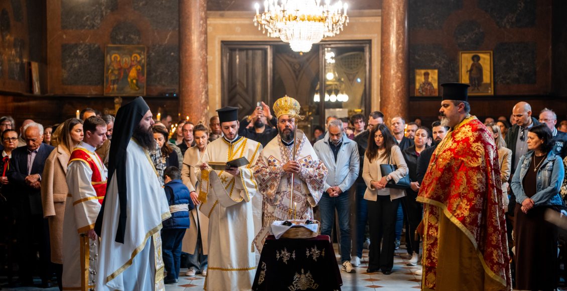Αρχιερατική-Θεία-Λειτουργία-την-Κυριακή-των-Μυροφόρων-στον-Καθεδρικό-Ναό-Αγίας-Τριάδος-Βιέννης