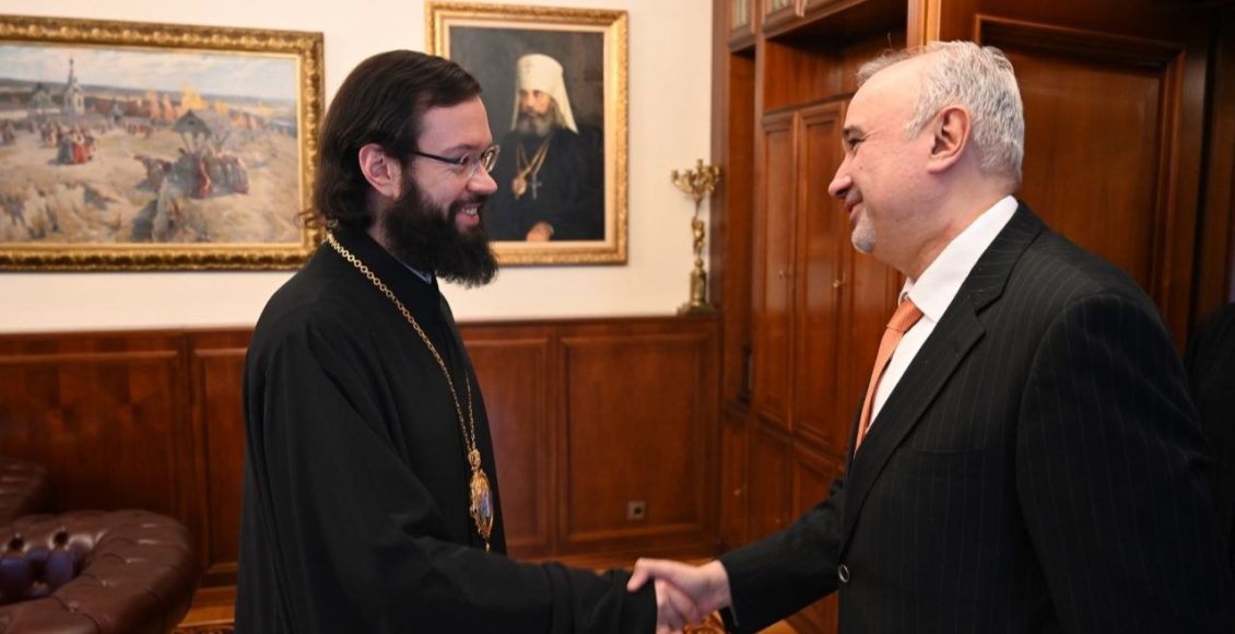 Συνάντηση-Μητροπολίτη-Βολοκολαμσκ-με-τον-Πρέσβη-του-Πακιστάν-στη-Ρωσία