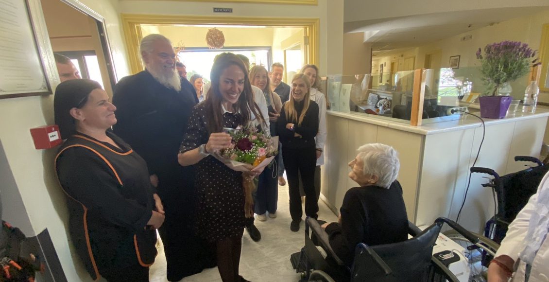 Η-Υπουργός-Κοινωνικής-Συνοχής-στο-Αννουσάκειο-Ίδρυμα