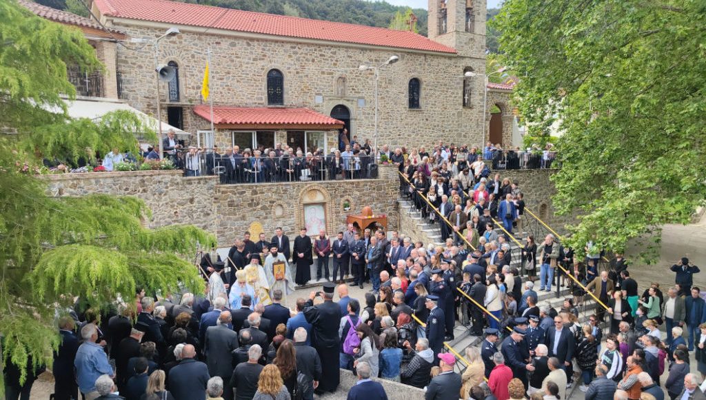 Μεγάλη-Παμπελοποννησιακή-πανήγυρη-Αγίου-Νικολάου-Σπάτα