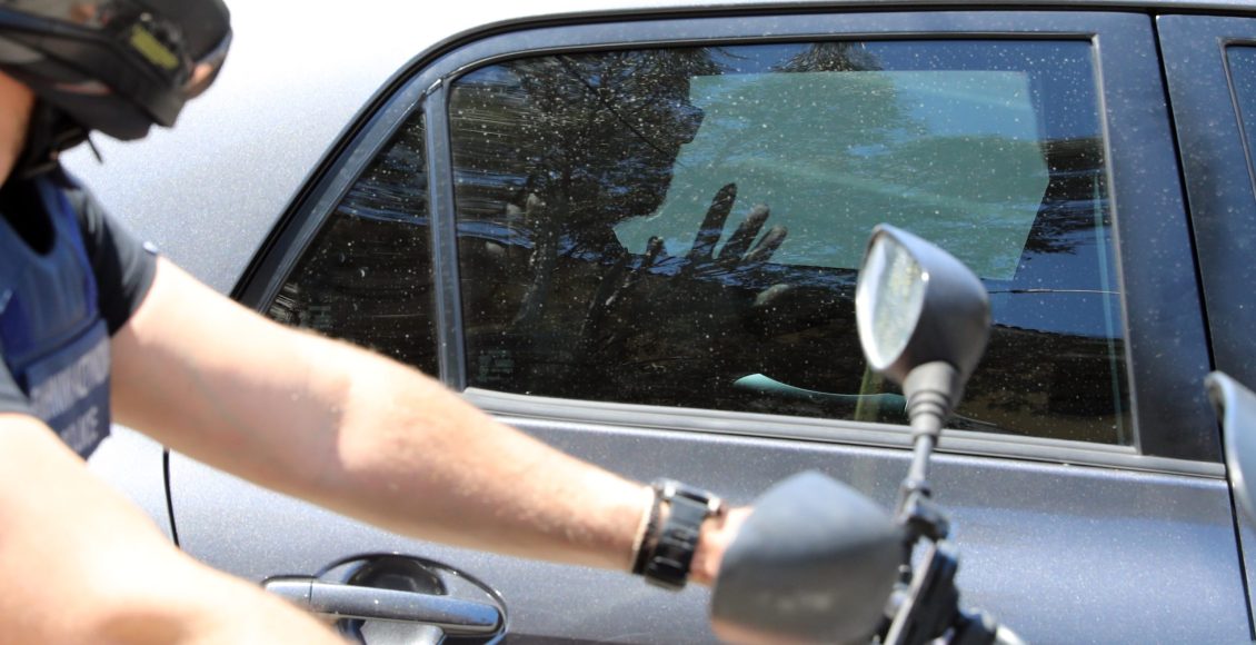 Προμελετημένη-η-επίθεση-του-89χρονου:-Τα-όπλα-που-είχε-αγοράσει-πριν-από-5-χρόνια,-τα-μετρητά-και-το-εισιτήριο-για-Ανκόνα