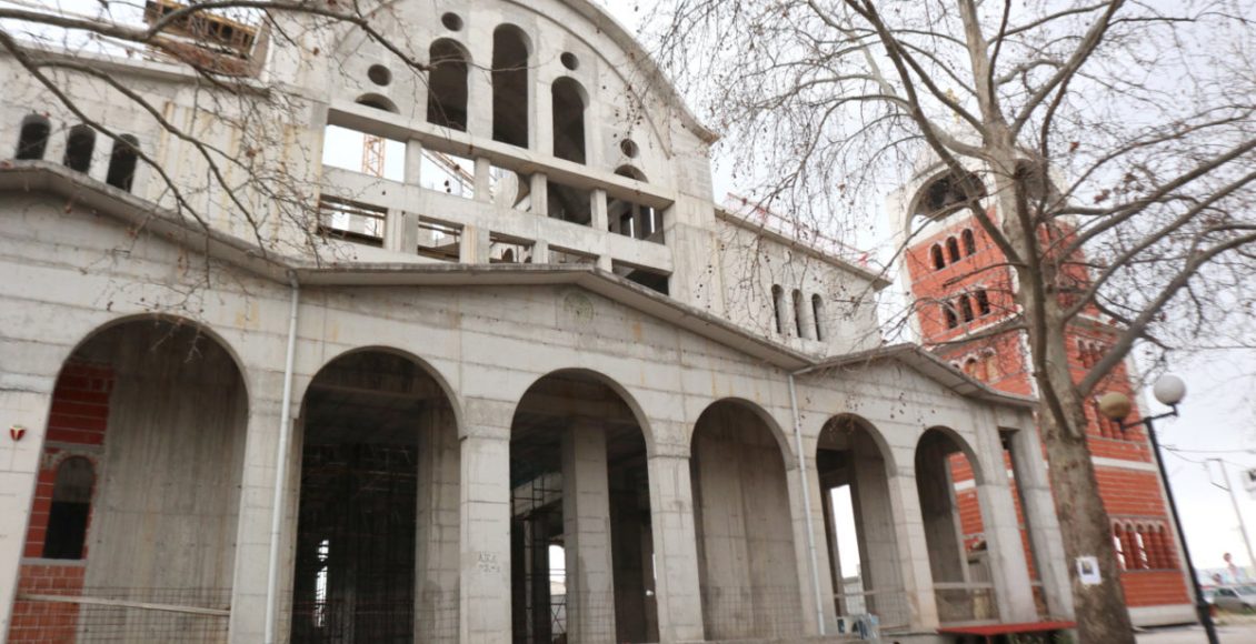 Πανηγυρίζει-την-εορτή-της-Μεσοπεντηκοστής-ο-Ιερός-Ναός-της-Του-Θεού-Σοφίας-Λαρίσης