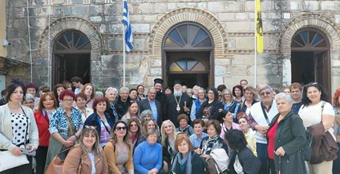 Στο-νησί-του-Αγίου-Σπυρίδωνος-ενορίτες-του-Ιερού-Ναού-Αγίου-Στεφάνου-και-Οσίας-Παρασκευής-της-Επιβατηνής-Πτολεμαΐδας