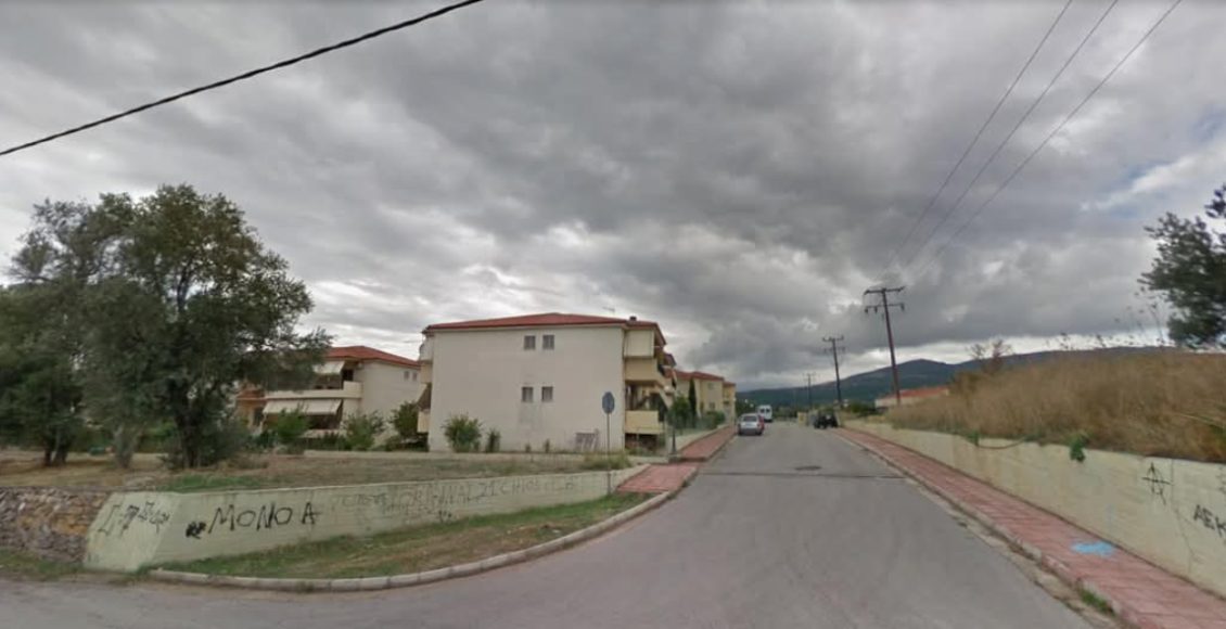 Η-Ιερά-Μητρόπολη-Χίου-τακτοποιεί-την-εκκρεμότητα-των-εργατικών-κατοικιών-στο-Χαλκειός