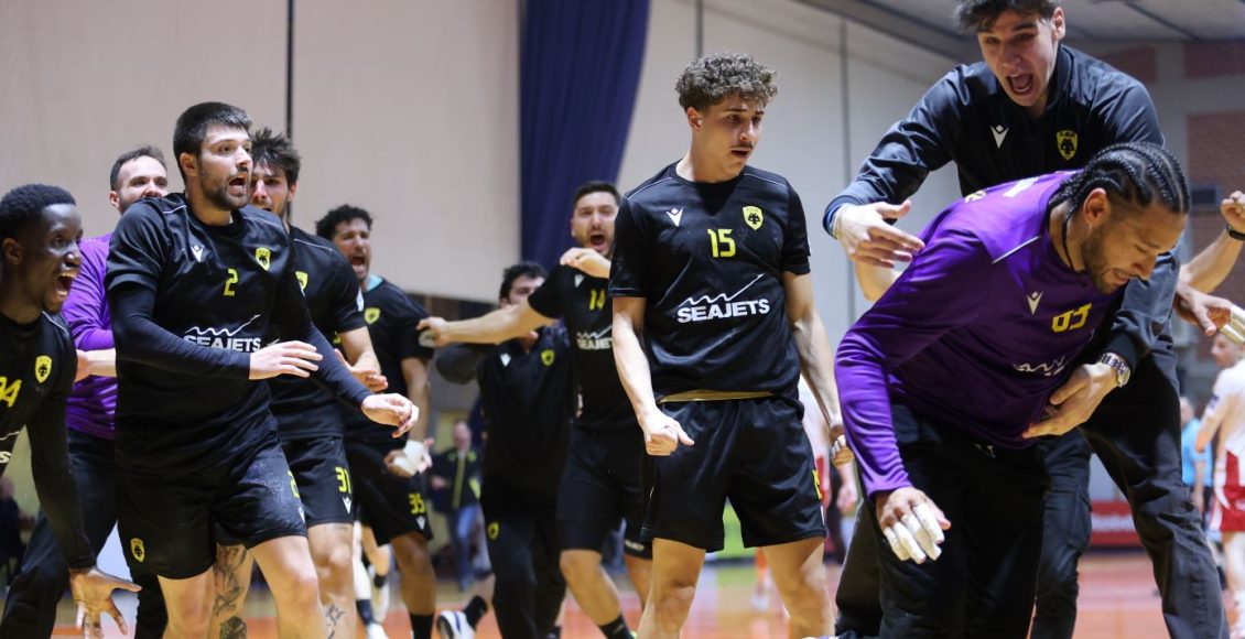 handball-premier:-Με-ανατροπή-η-ΑΕΚ,-έκανε-το-1-0-στους-τελικούς-με-τον-Ολυμπιακό