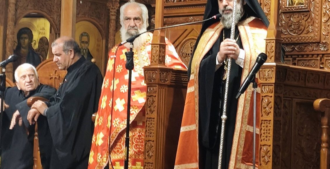 Εσπερινός-για-την-πολυούχο-Αγία-Ειρήνη-του-Κατεχόμενου-χωριού-από-τον-Μητροπολίτη-Κυρηνείας