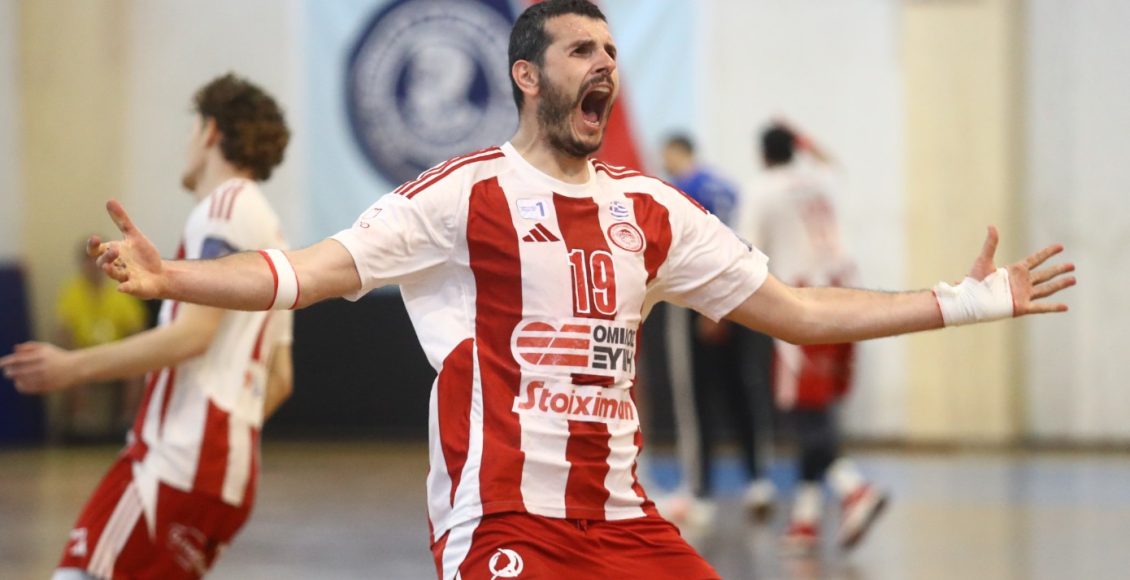 ΑΕΚ-–-Ολυμπιακός-29-36:-Απάντησε-στο-break-και-έκανε-το-1-1-στους-τελικούς-της-handball-premier