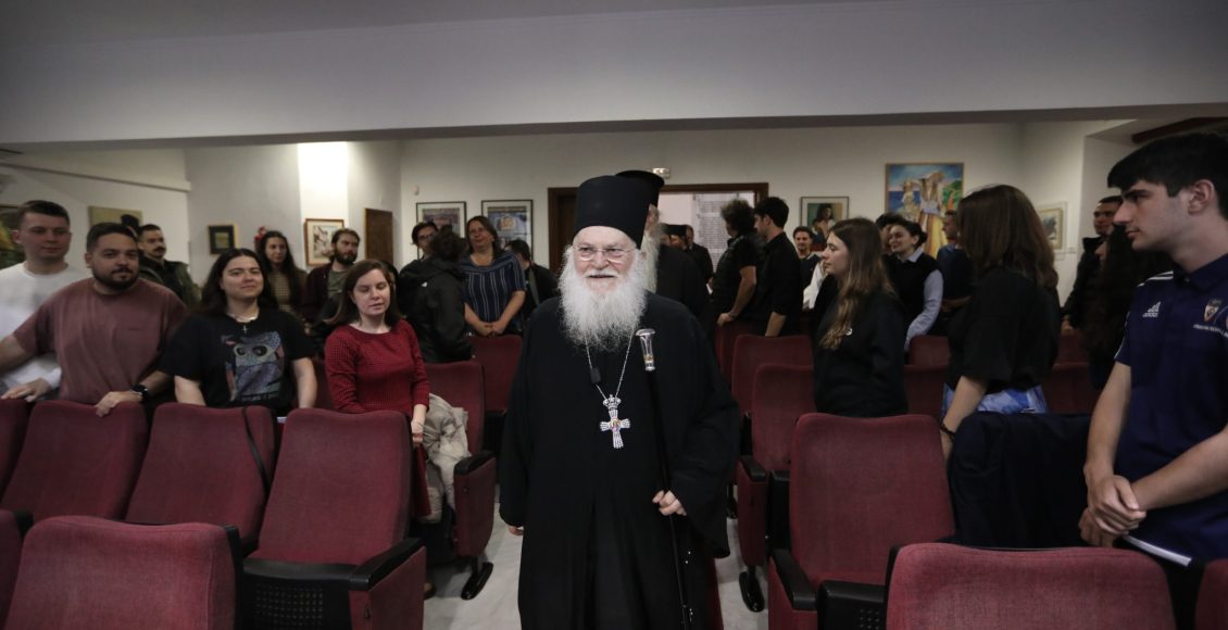 Γέρων-Εφραίμ-Βατοπαιδινός:-Η-πνευματική-ζωή-δεν-έχει-σχέση-με-τον-διανοητισμό-(ΒΙΝΤΕΟ)