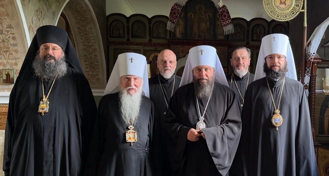 Ο-Βολοκολάμσκ-Αντώνιος-είχε-συνάντηση-με-τον-πρώτο-Ιεράρχη-Ρωσικής-Ορθόδοξης-Εκκλησίας-Εξωτερικού
