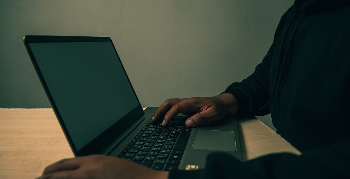 Η-επιχείρηση-«broken-chain»-της-ΕΛΑΣ.-ξετρύπωσε-το-«αρρωστημένο»-κύκλωμα-διαδικτυακής-πορνογραφίας-ανηλίκων