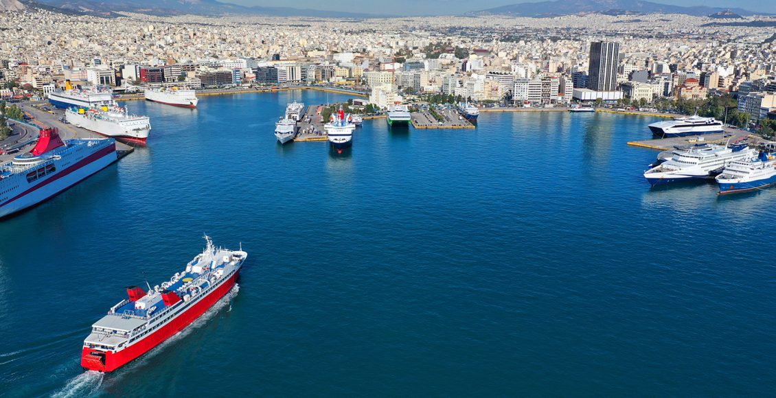 Οδηγός-βυτιοφόρου-και-μηχανικός-κρουαζιερόπλοιου-συνελήφθησαν-για-θαλάσσια-ρύπανση-στον-Πειραιά