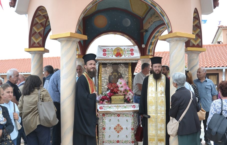 Επέστρεψε-στην-Ιερά-Μονή-Σισσίων-η-ιερά-εικόνα-της-Παναγίας