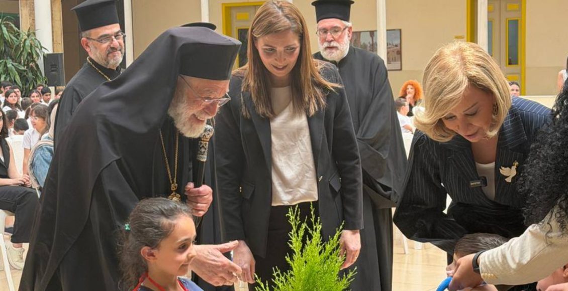Ο-Βηρυτού-Ηλίας-και-η-Πρώτη-Κυρία-του-Λιβάνου-στο-Σχολείο-«Τρεις-Ιεράρχες»