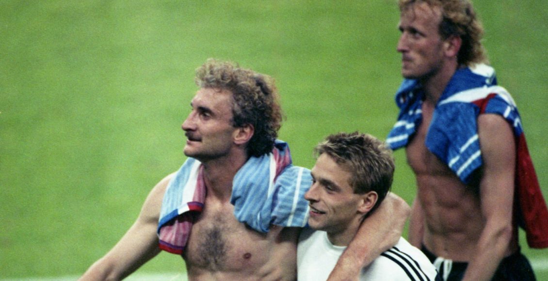 Μουντιάλ-1990:-Στο-όριο-της-ταπείνωσης-–-Φέλερ-και-Ράικαρντ-στο-πιο-σκοτεινό-λεπτό