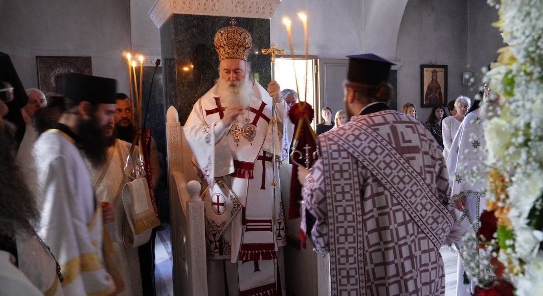 Η-μνήμη-του-Αγίου-Θεράποντος-στην-Ιερά-Μητρόπολη-Κορίνθου