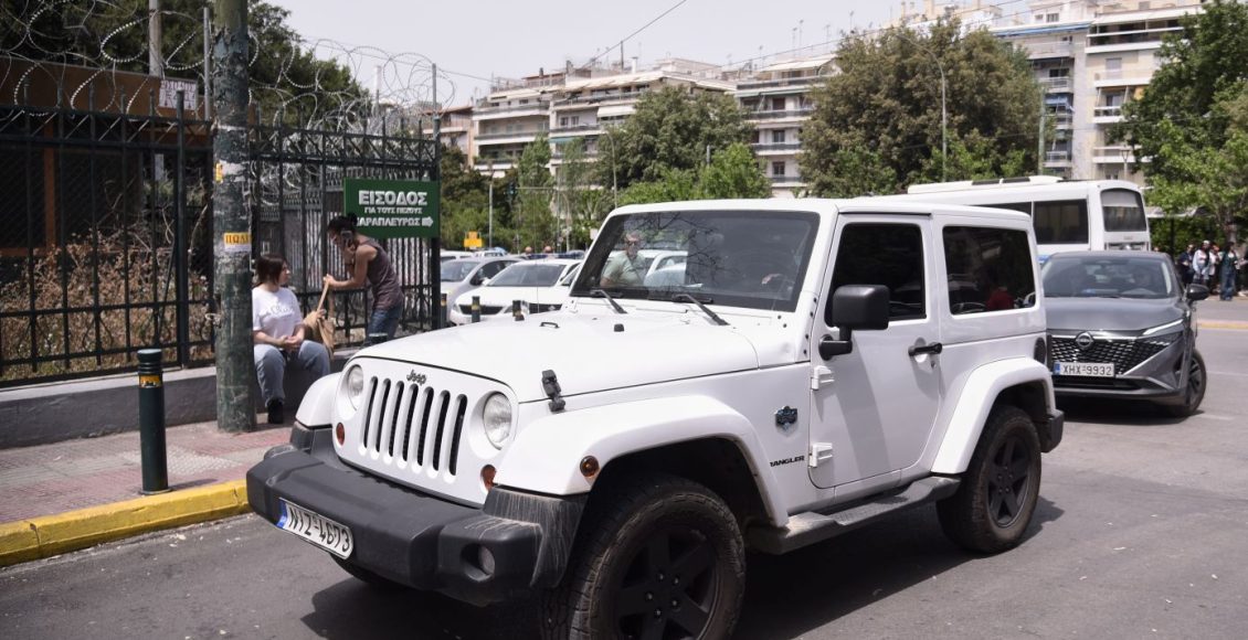 Στη-φυλακή-ο-58χρονος-που-πυροβόλησε-με-ούζι-μέσα-σε-μπαρ-στην-Καλλιθέα-«Είχα-πιει-πολύ-και-θόλωσα»