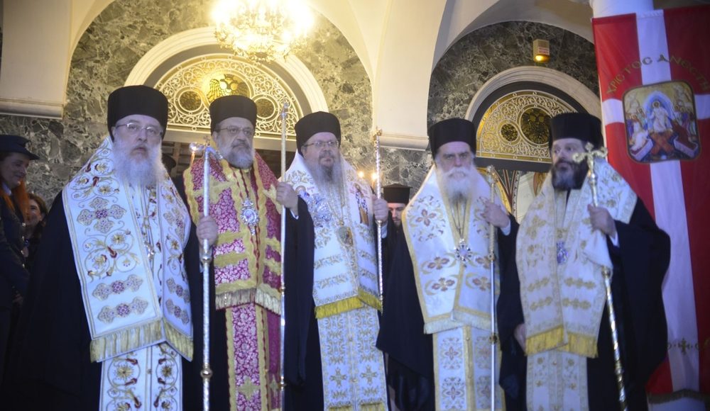 Λιτανεία-των-Λειψάνων-του-πολιούχου-και-προστάτου-της-Λάρισας,-Αγίου-Αχιλλίου