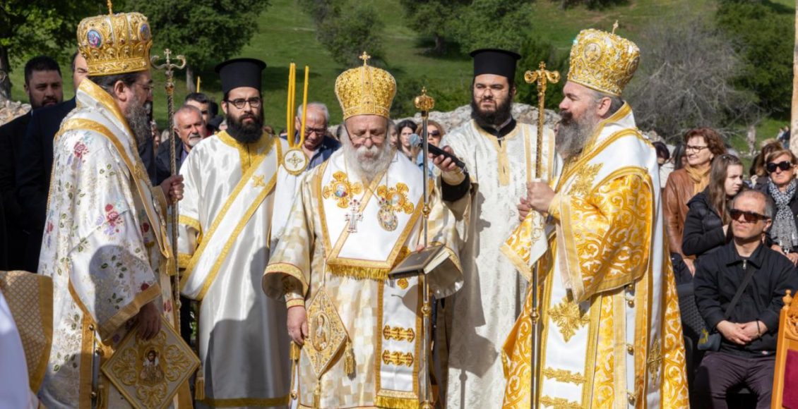 Πολυαρχιερατική-Θεία-Λειτουργία-στον-Άγιο-Αχίλλιο-Πρεσπών