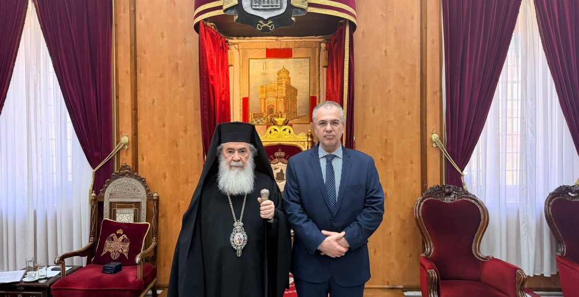 Συνάντηση-Πατριάρχη-Ιεροσολύμων-με-τον-ΓΓ.-Θρησκευμάτων-Γεώργιο-Καλαντζή