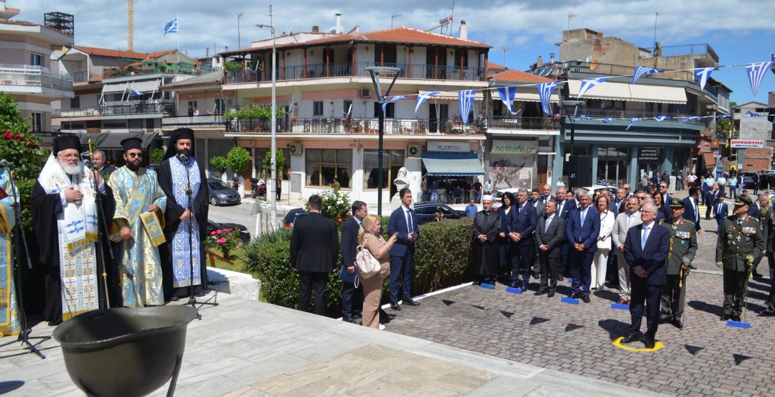 Παρουσία-του-ΠτΔ-το-Διδυμότειχο-εόρτασε-τα-«Ελευθέρια»-του