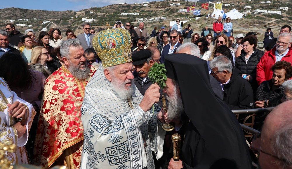 Η-Απόδοση-του-Πάσχα-στο-Μοναστηριακό-Προσκύνημα-της-Παναγίας-Χρυσοπηγής-στη-Σίφνο