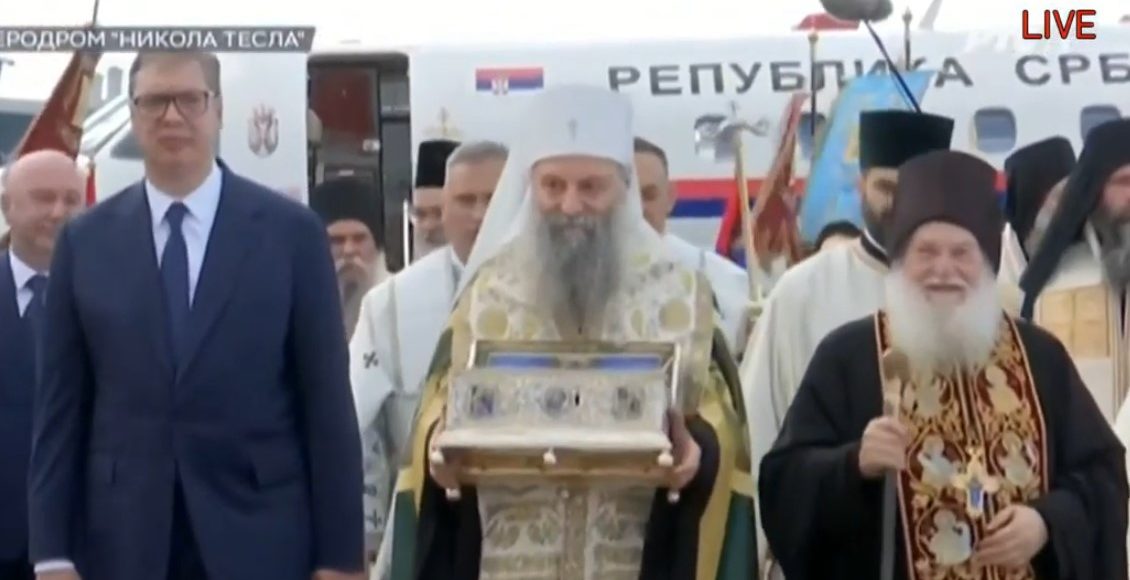 ΖΩΝΤΑΝΑ:-Η-υποδοχή-της-Αγίας-Ζώνης-της-Θεοτόκου-στο-Βελιγράδι
