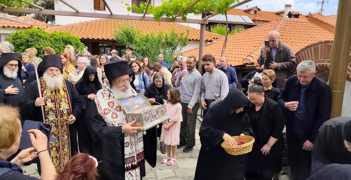 Υποδοχή-της-Τιμίας-Ζώνης-στη-Μονή-Τιμίου-Προδρόμου-στη-Μεταμόρφωση-Χαλκιδικής