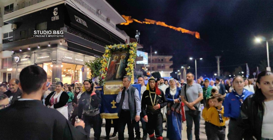 Λιτάνευση-της-Εικόνας-των-Αγίων-Κωνσταντίνου-και-Ελένης-στο-Ναύπλιο