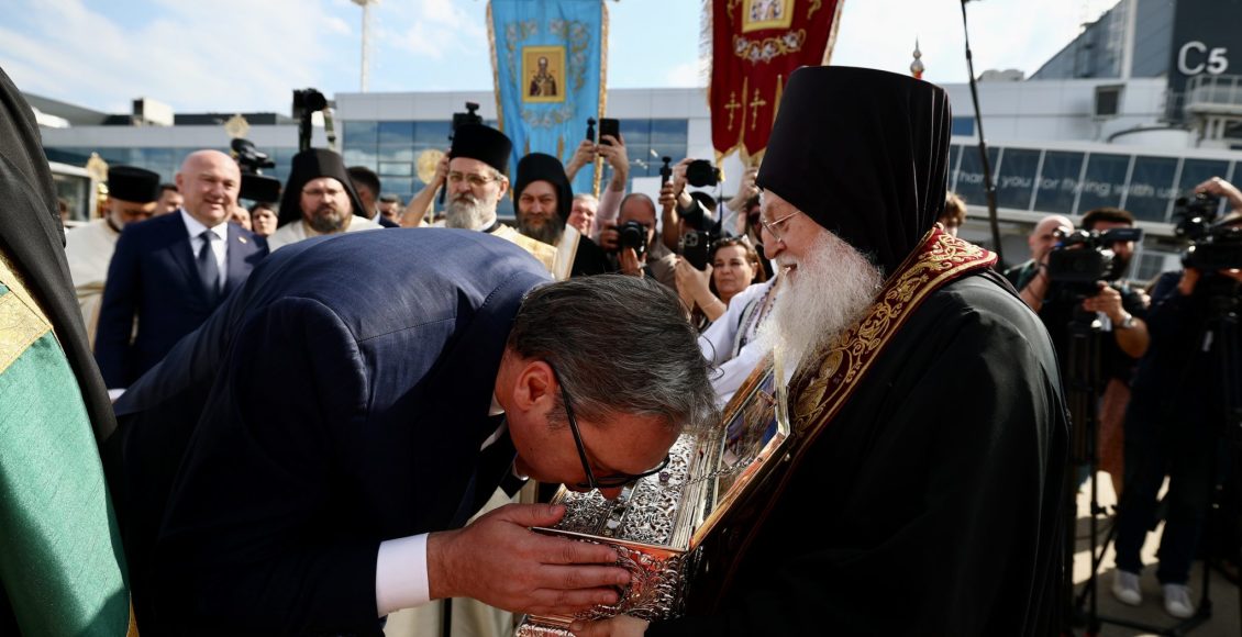 Βούτσιτς:-Μεγάλη-τιμή-αλλά-και-ελπίδα-για-τη-Σερβία-η-έλευση-της-Αγίας-Ζώνης