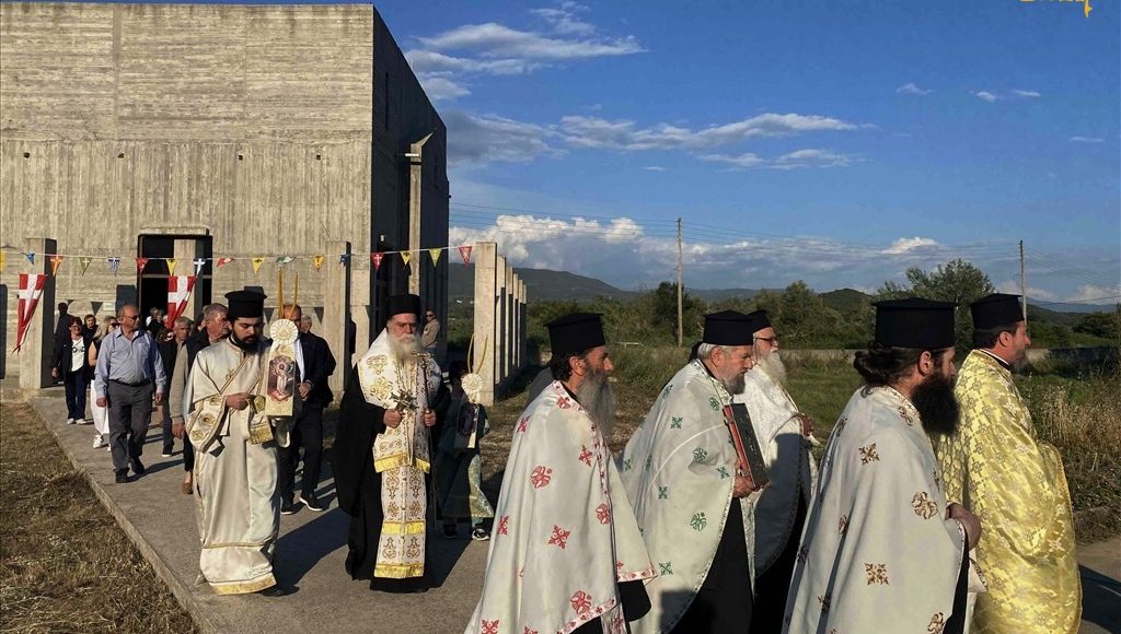 Άρτης-Καλλίνικος:-“Εκκλησία-είναι-ο-Ιησούς,-διαρκώς-παρών-στην-ανθρωπότητα”