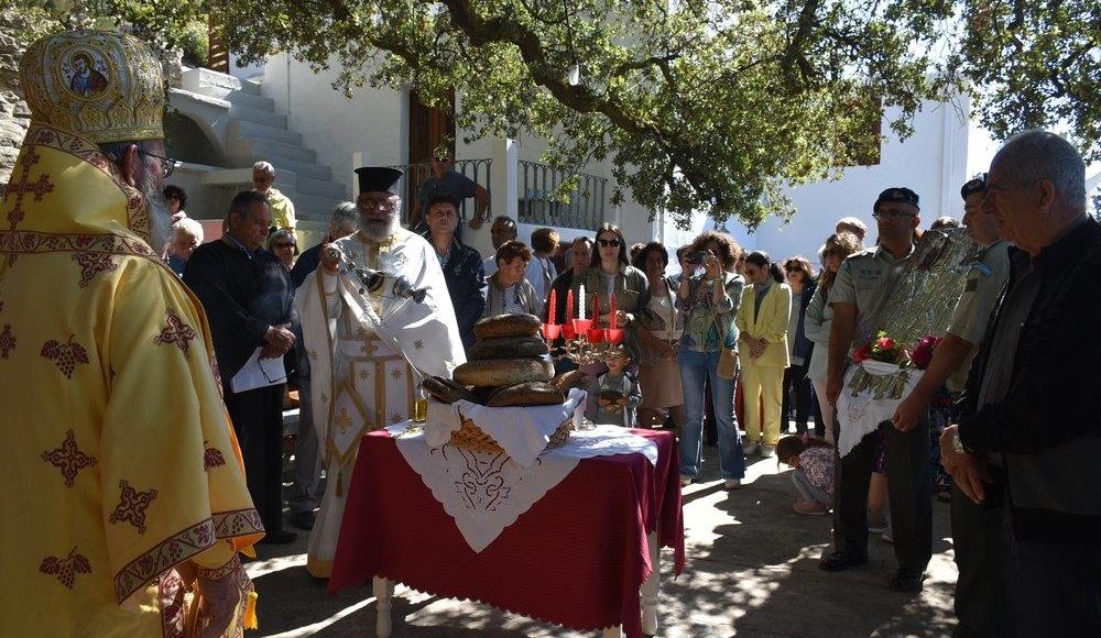Η-διπλή-πανήγυρη-της-Δεσποτικής-εορτής-της-Αναλήψεως-και-του-Αγίου-Κωνσταντίνου-στη-Σύμη