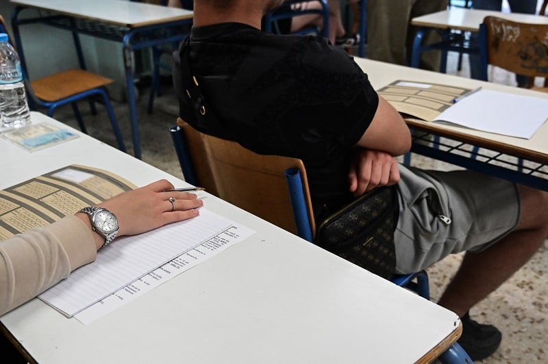 Πανελλαδικές-Εξετάσεις-2026:-Αντίστροφη-μέτρηση-για-την-πρεμιέρα-–-Χρήσιμες-συμβουλές-για-τους-υποψήφιους