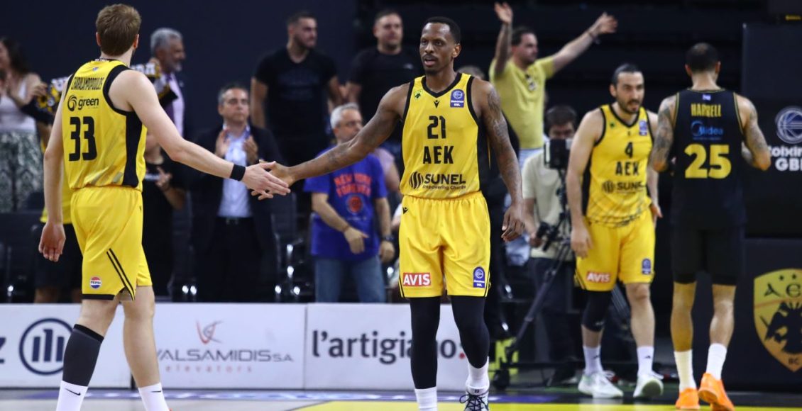 basket-league:-Στα-ημιτελικά-η-ΑΕΚ,-102-99-τον-Άρη-και-παίζει-με-τον-Ολυμπιακό