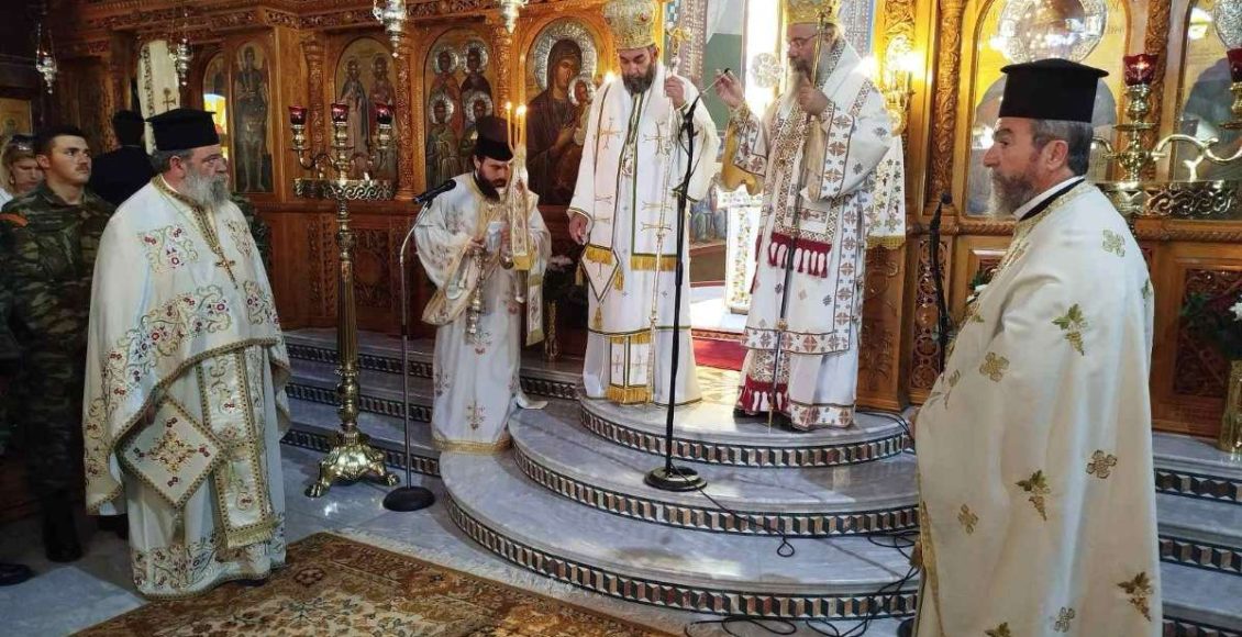 Δισαρχιερατική-Θεία-Λειτουργία-στον-Ιερό-Ναό-Αγίων-Τεσσάρων-Μαρτύρων-πόλεως-Ρεθύμνης