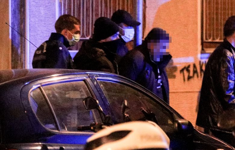 Δολοφονία-στους-Αμπελοκήπους:-«Εκείνη-την-ώρα-θόλωσα»-ισχυρίστηκε-ο-42χρονος-που-σκότωσε-τη-γυναίκα-του-και-την-έκρυψε-στο-πατάρι