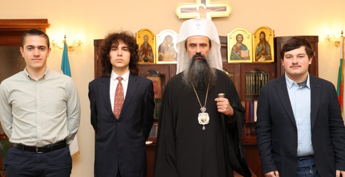 Ο-Πατριάρχης-Βουλγαρίας-υποδέχτηκε-μαθητές-με-διεθνείς-διακρίσεις