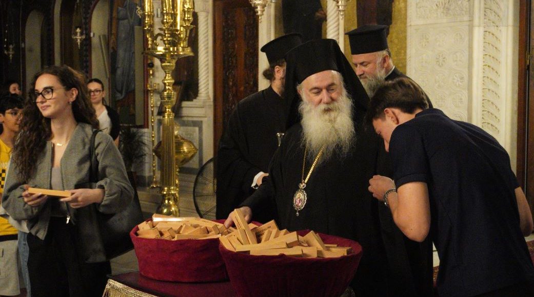 Ιερά-Παράκληση-για-τους-Υποψηφίους-των-Πανελλαδικών-Εξετάσεων
