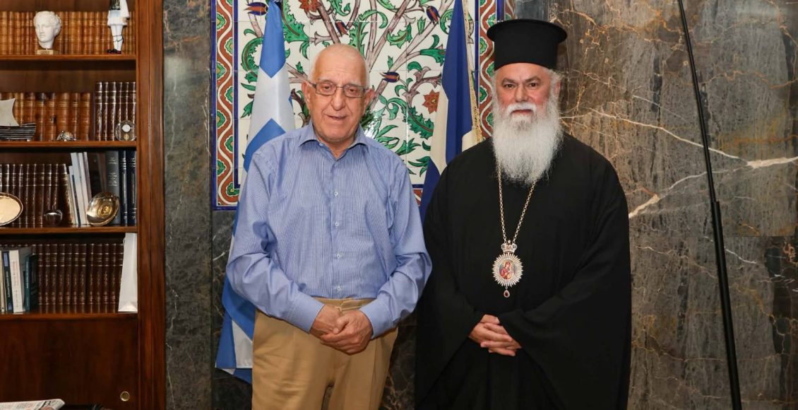 Συνάντηση-Μητροπολίτη-Καλαβρύτων-με-τον-Πρόεδρο-της-Βουλής-Νικήτα-Κακλαμάνη