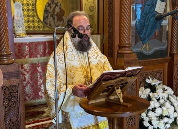 Η-Κυριακή-της-Πεντηκοστής-στα-Φηρά-Σαντορίνης