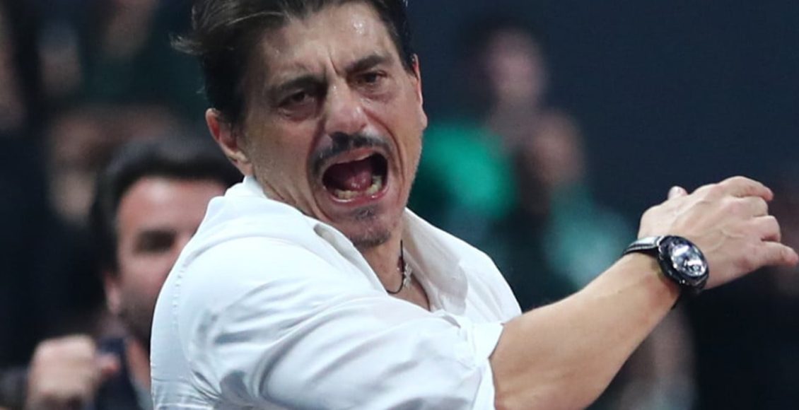 Γιαννακόπουλος-μαινόμενος-στην-προπόνηση-του-Παναθηναϊκού-–-o-ισχυρός-άνδρας-της-ΚΑΕ-απαίτησε-τον-τίτλο-από-παίκτες-και-τεχνικό-τιμ