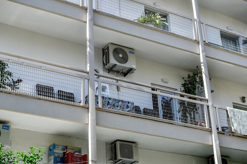 Σοκάρει-η-νέα-γυναικοκτονία-στην-Καλαμάτα:-«Την-είδα-πάνω-από-το-κεφάλι-μου-να-κρατάει-ένα-μαχαίρι,-της-το-πήρα-και-τη-σκότωσα»-λέει-ο-δράστης
