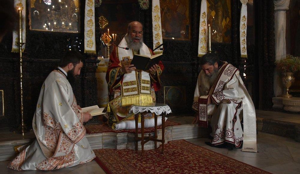 Η-εορτή-της-Πεντηκοστής-στην-Ιερά-Μονή-Πανορμίτου-Σύμης