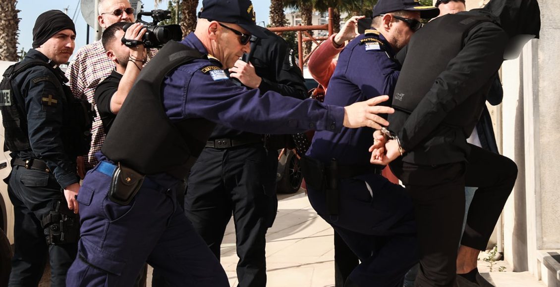 Δολοφονία-27χρονου-στον-Άγιο-Δημήτριο:-«Ο-γιος-μου-ξεψύχησε-εκεί-που-παίζαμε-μπάλα»,-κατέθεσε-στο-δικαστήριο-ο-πατέρας-του-Θεόφιλου