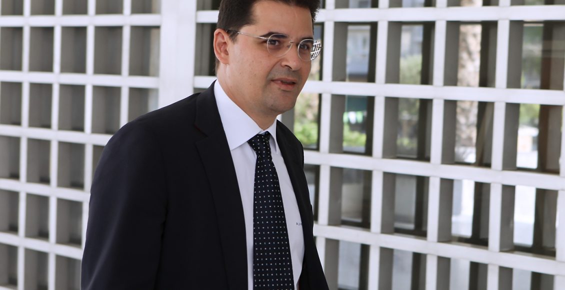 Νέα-αίτηση-για-ανάσυρση-της-δικογραφίας-για-τις-τηλεφωνικές-υποκλοπές-κατέθεσε-στην-Εισαγγελία-του-Αρείου-Πάγου-ο-δημοσιογράφος-Θ.-Κουκάκης