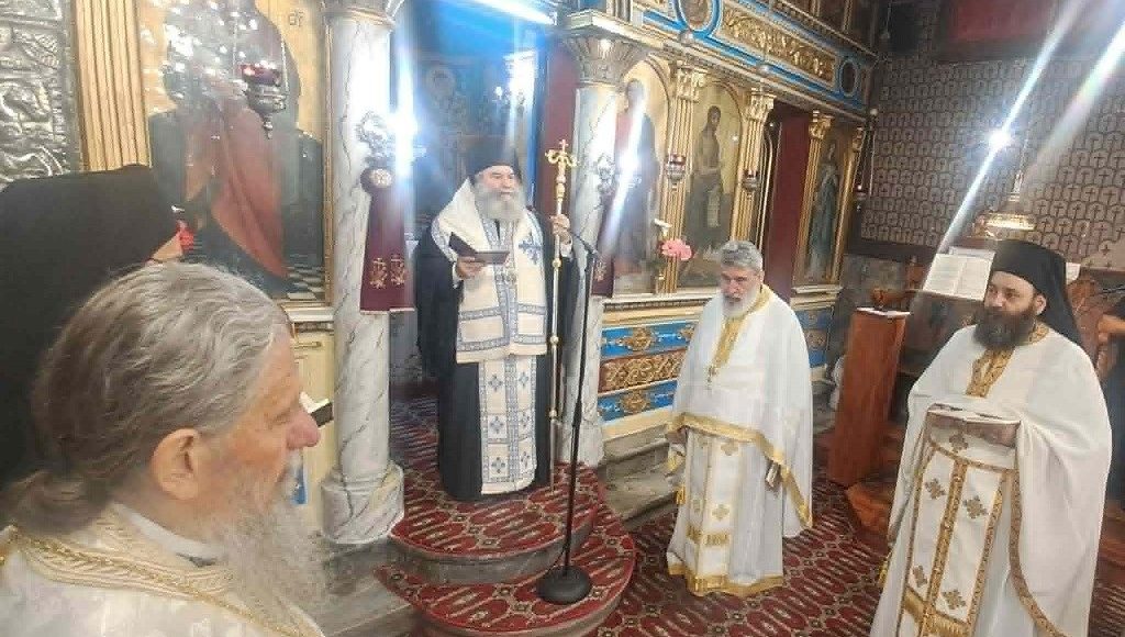 40ήμερo-Μνημόσυνο-για-τον-π.-Βασίλειο-Παπαδάκο-από-τον-Μητροπολίτη-Μάνης